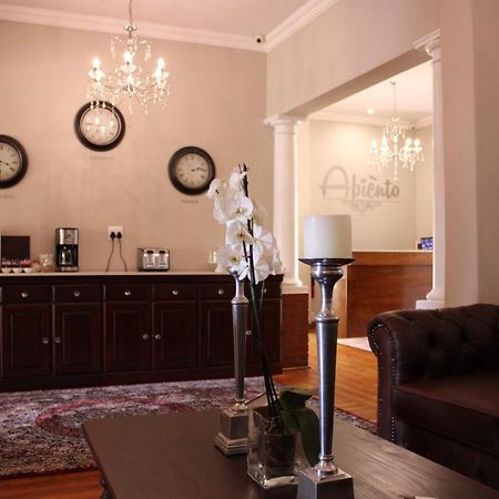 Abiento Guesthouse 布隆方丹 外观 照片